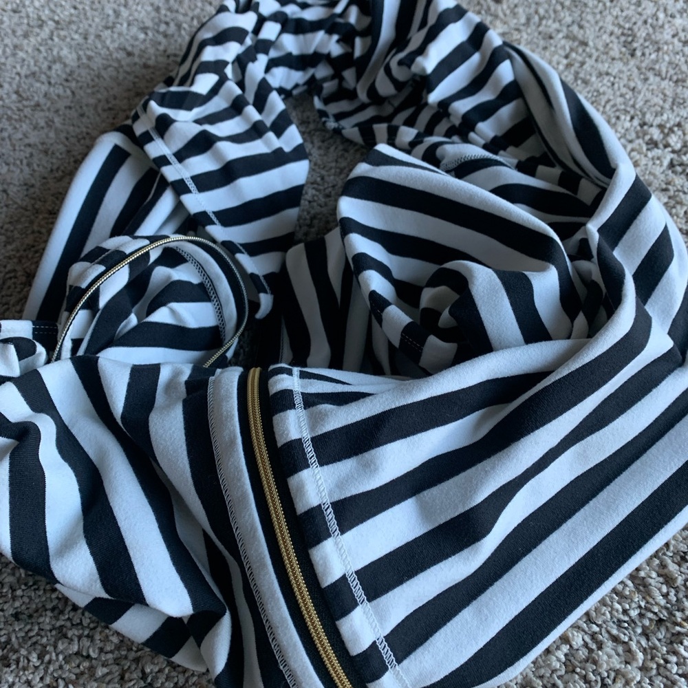 lululemon Vinyasa Scarf